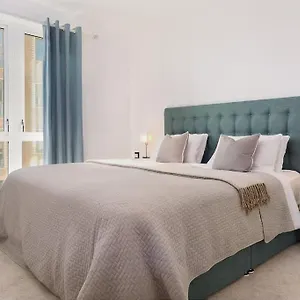 New Build Luxurious 2-bed *