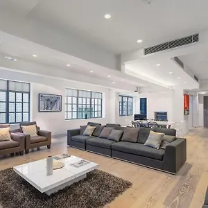 Luxurious Flat For 8 *
