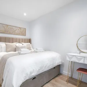 Luxury 2 Bed Flat In Notting Hill Apartment *