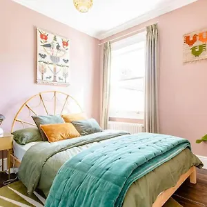 Holiday home Eclectic Victorian Terrace House *