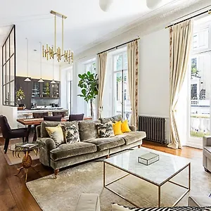 Notting Hill Charm 2-bed Gem London