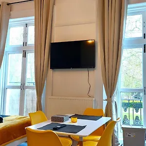 Apartment Big With View To Park In Camden Kings Cross *