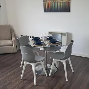 Apartment Morden Model