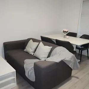 Apartment Self-contained 1-bed Flat In North