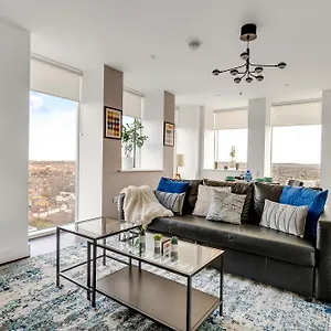 Apartment Stylish Views Near Station Merton (Greater London)
