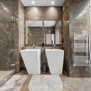Apartment 250 Sqm Mega Mansion London