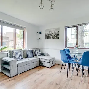 Apartment Canadawater-2bedroom-1bathroom-free Parking