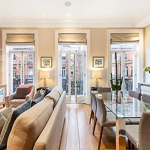 Elegant South Kensington Retreat Apartment London