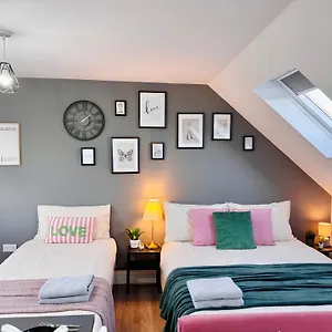 Lively Loft 30min To * London