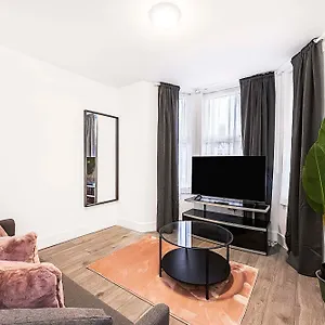 Apartment Amazing 4 Sleeper Great Location Ilford