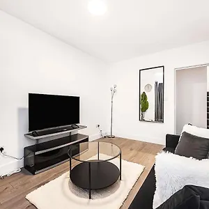 Stylish London Flat - 5 Sleeper