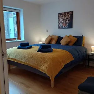 Lovely 1 Bedroom In South East Apartment London