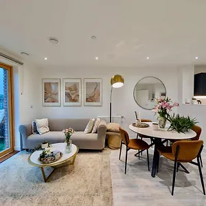 Charming Flat With Balcony In *