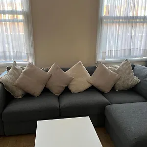Quiet And Cozy 2 Seperate Bedrooms And 2 Bathroom With Terrace * London