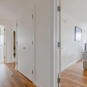 Contemporary 3bd Flat Close To Regents Canal Apartment London