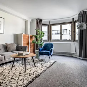 Blueground Of Concierge Nr Station Lon-394 London
