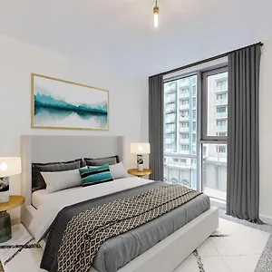 Spacious And Comfortable Long-term Near O2 Arena, Westfield, Stadium, Ideal For Business Or Leisure