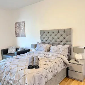 Apartment Luxury In East *