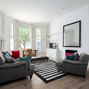 Apartment Elegant Near Portobello Road Market