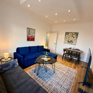 1 Bed Marble Arch Mayfair Apartment London