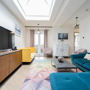 Apartment Kilburn By Dc