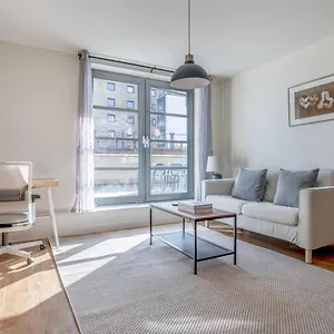 Apartment Blueground Limehouse Balcony Nr Library Lon-410 London