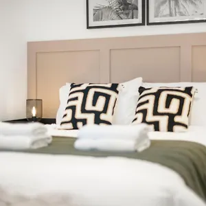 Stylish I Extended I Free Parking * London