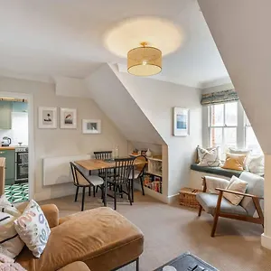 Sternhold Avenue * London