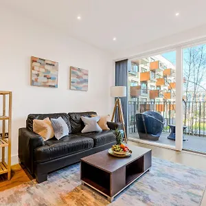 1br With Patio Near Wembley Stadium