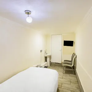 Old Oak Tree Inn 2*