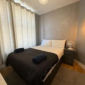 A3-1st Floor 2 Bed Flat Near Elephant And Castle London