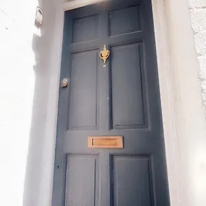 Big 1-bed Flat Elephant & Castle Apartment *