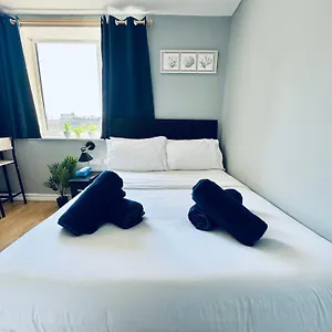 Appartamento Unique Flat In 1111 *