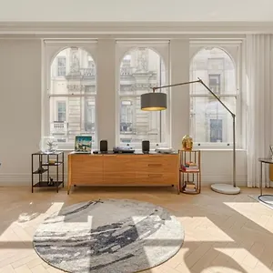 Unrivaled Elegance In 3 Bedroom Covent Garden Apartment *