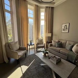 High Street Kensington Apartment