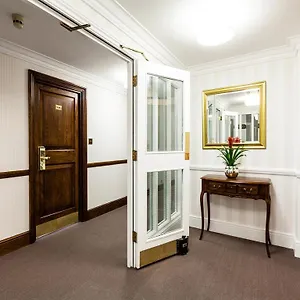 Hotel Harrington Hall 4*
