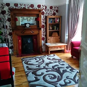 Homestay Beautiful In Victorian Family Ilford