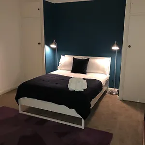 Apartment Marble Clapham South
