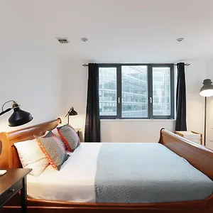 Apartment Hyde Park London