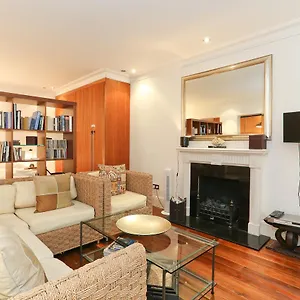 Apartment A To Rent South Kensington *