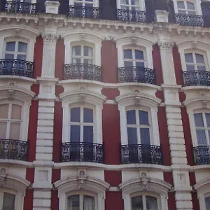 Guest house Metro London