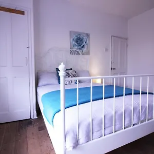 Guest house Chicksand London