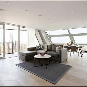 Apartment 36th Floor Semi Penthouse