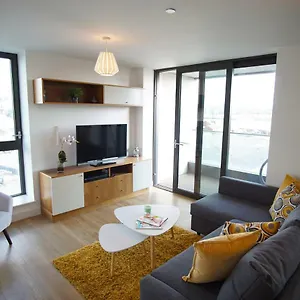 Excel Apartment *