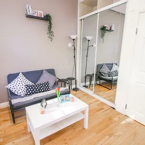 Flat Near Liverpool St & Shoreditch London. Apartment London